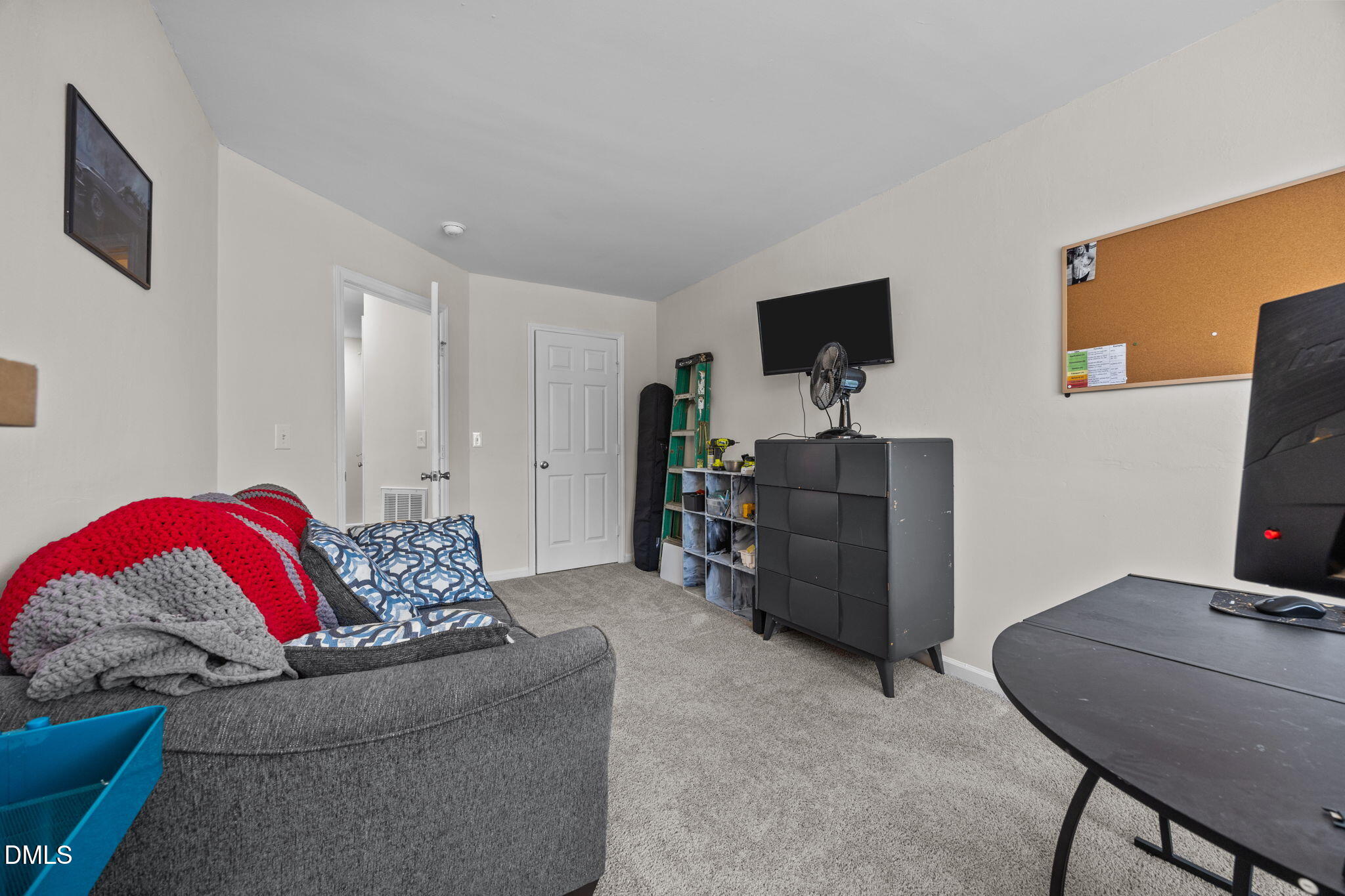 5011 Eagle Stone Lane, Unit 106 Raleigh, NC 27610 - Photo 20 of 27 28-web-or-mls-IMG_2830