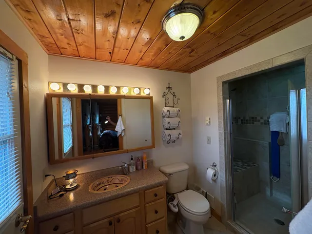 $595,000 | 26 Darnall Road, Riverton, WY 82501