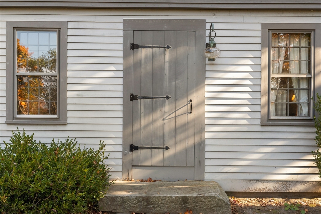 143 High Road Newbury, MA 01951 - Photo 3 of 38 Gallery Image 3