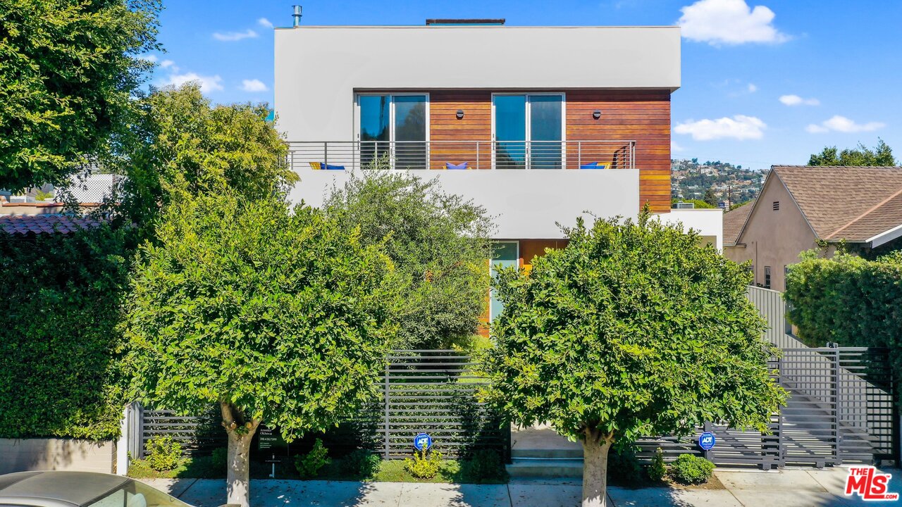 8925 Ashcroft Avenue West Hollywood, CA 90048 - Photo 1 of 26