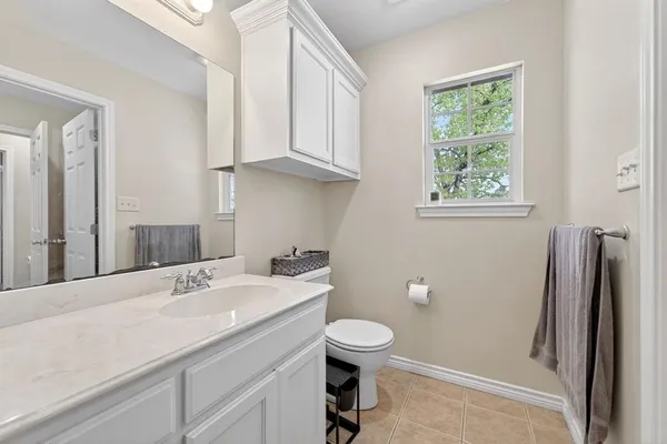 $488,400 | 102 Royal Oaks Drive, Greenville, TX 75402