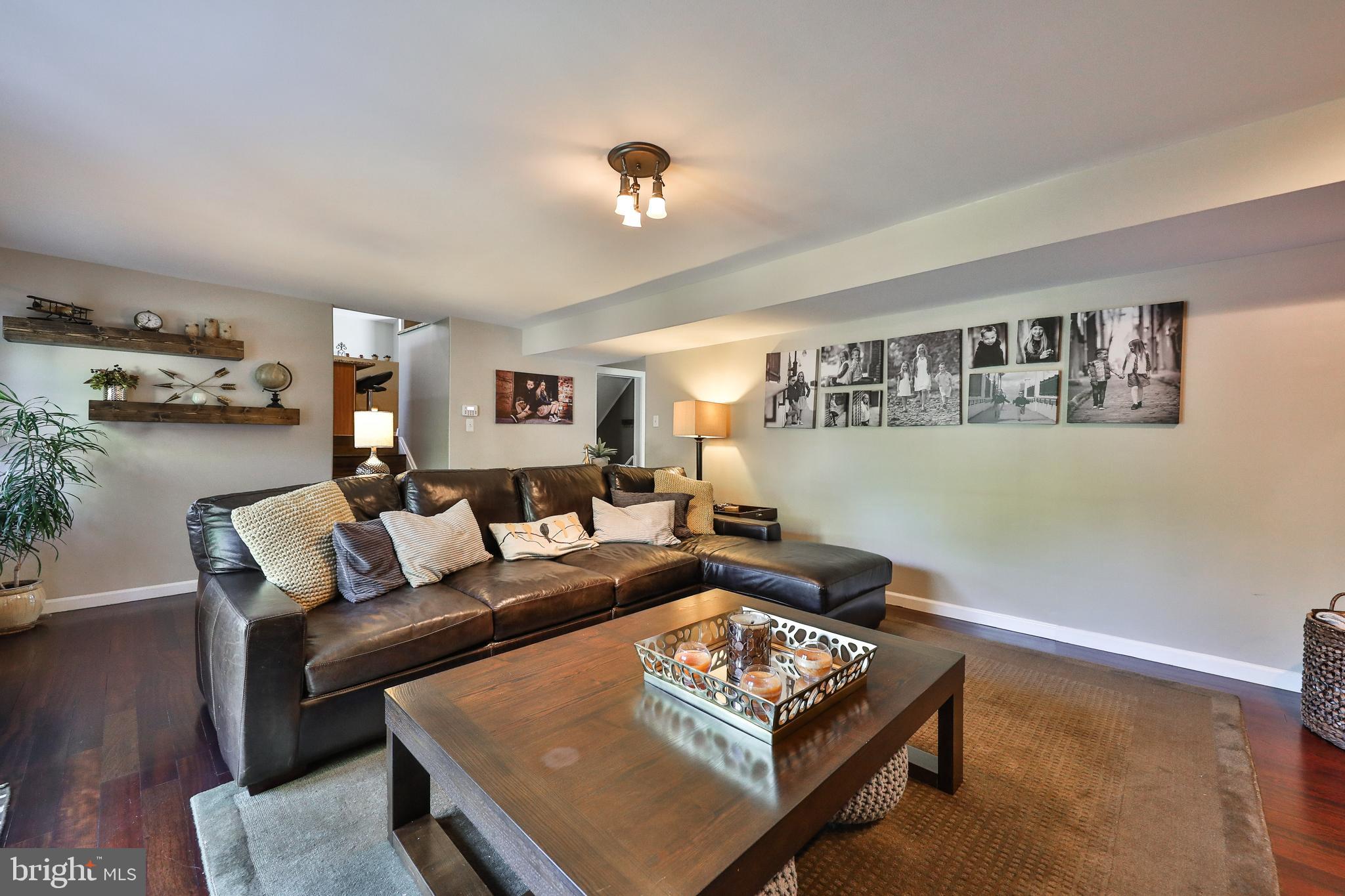 203 Radburn Road Philadelphia, PA 19115 - Photo 17 of 37