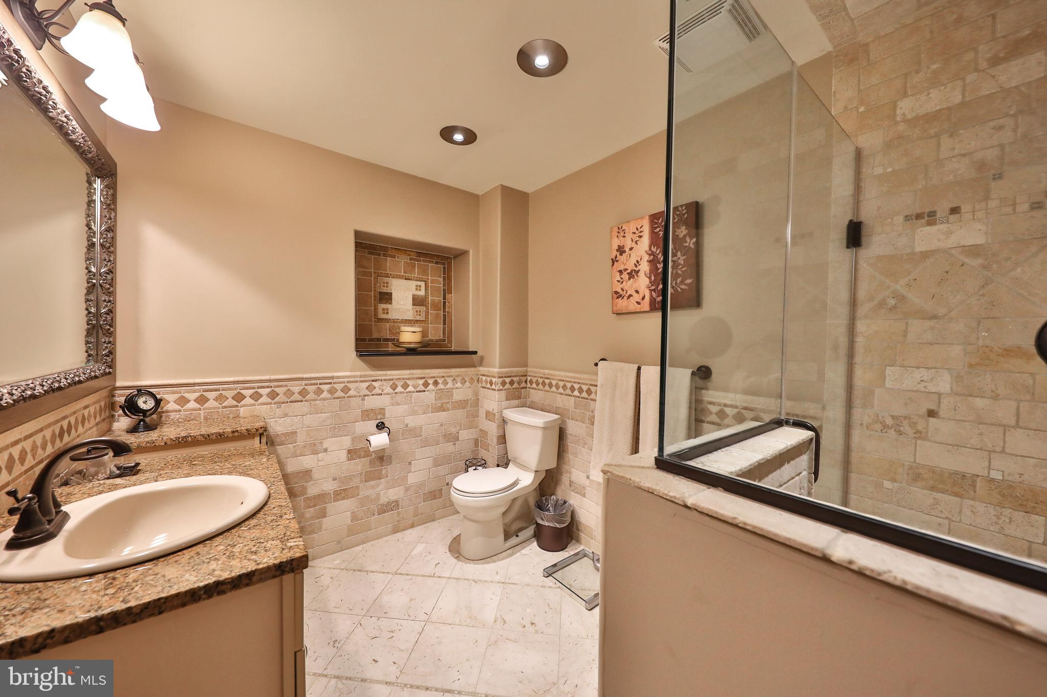 203 Radburn Road Philadelphia, PA 19115 - Photo 22 of 37