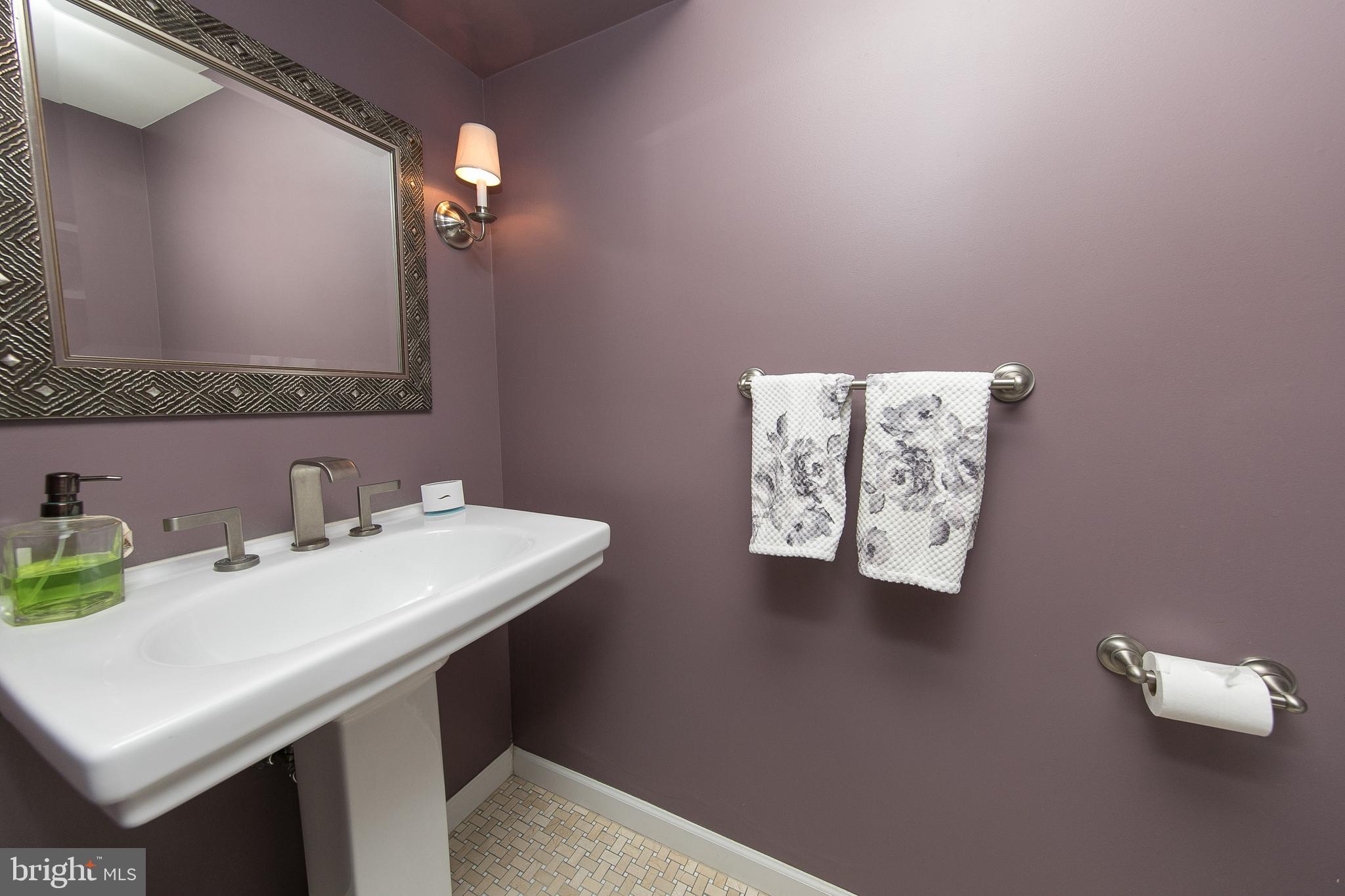 203 Radburn Road Philadelphia, PA 19115 - Photo 27 of 37