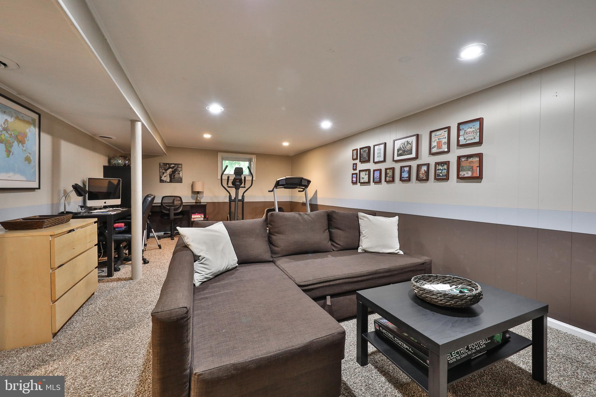 203 Radburn Road Philadelphia, PA 19115 - Photo 29 of 37