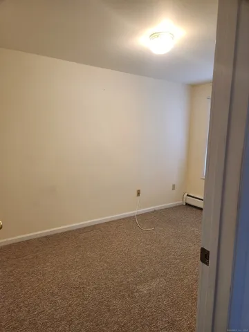 $2,400 | 96 Portland Avenue, Redding, CT 06896