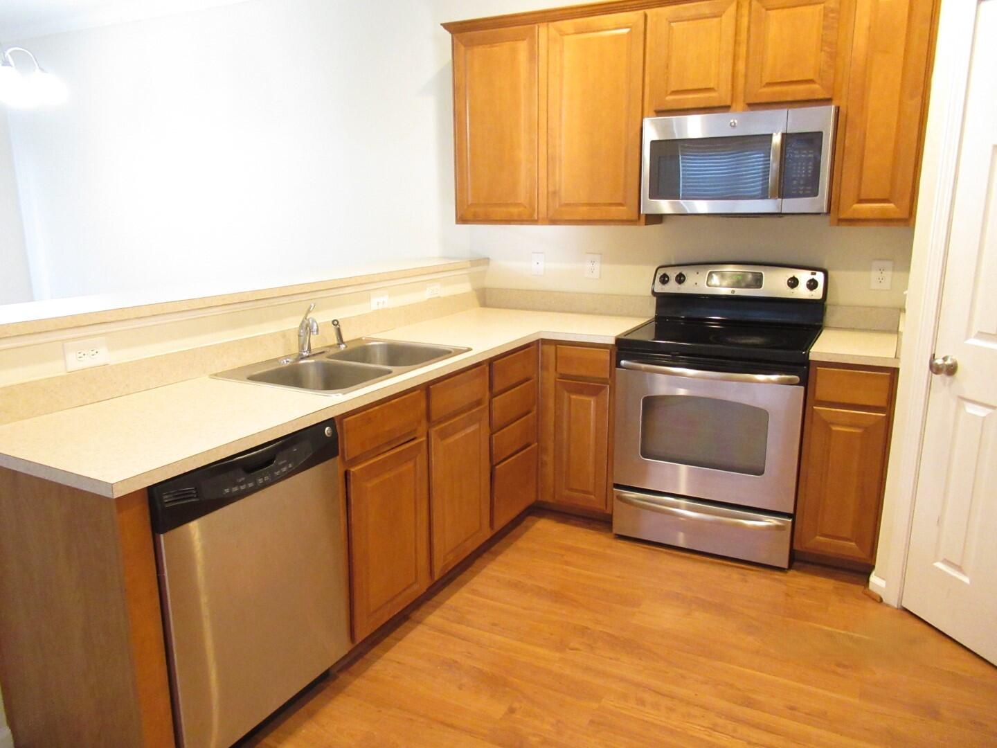 1666 Ruger Drive Sumter, SC 29150 - Photo 5 of 27 kitchen