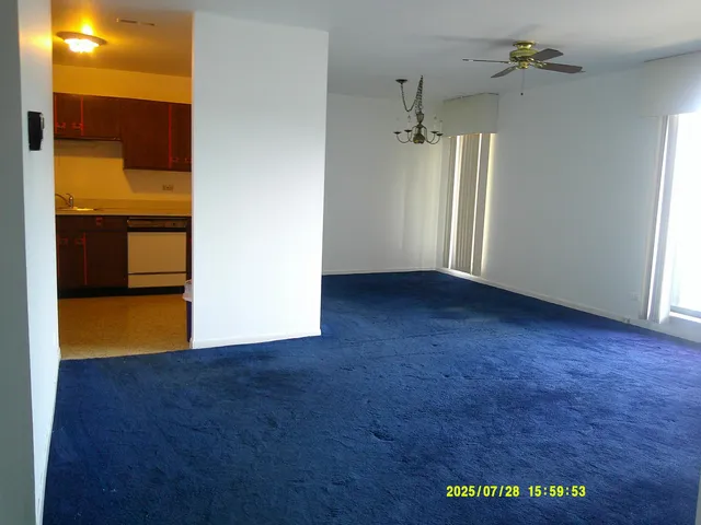 $83,000 | 5 East Carriageway Drive, Unit 210, Hazel Crest, IL 60429