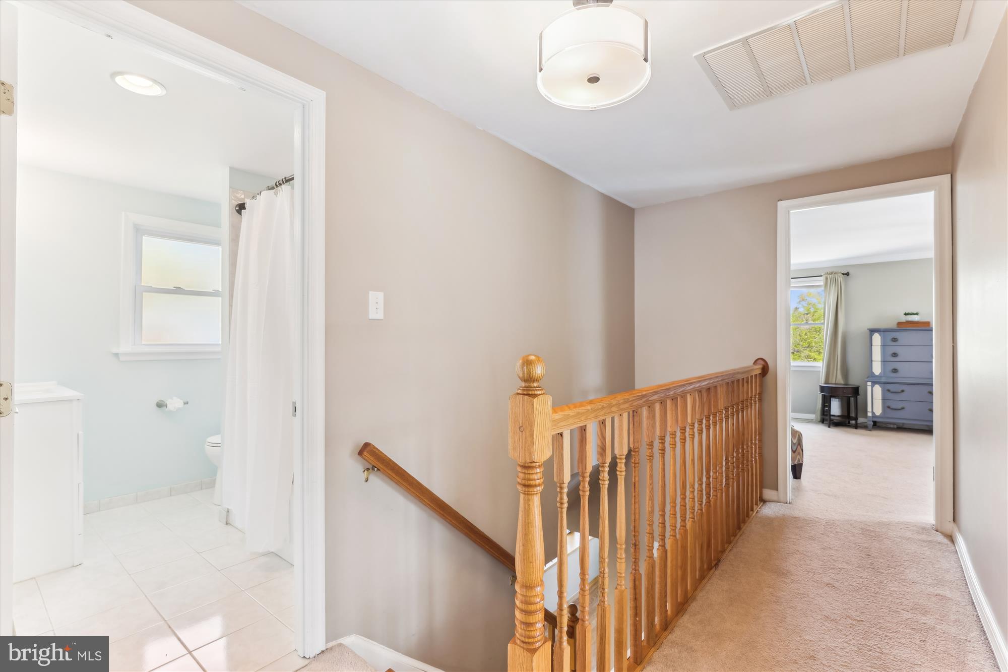 6910 Sprouse Court Springfield, VA 22153 - Photo 25 of 45 Hall