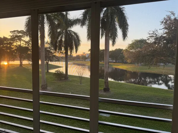 $2,250 | 3010 North Course Drive, Unit 202, Pompano Beach, FL 33069