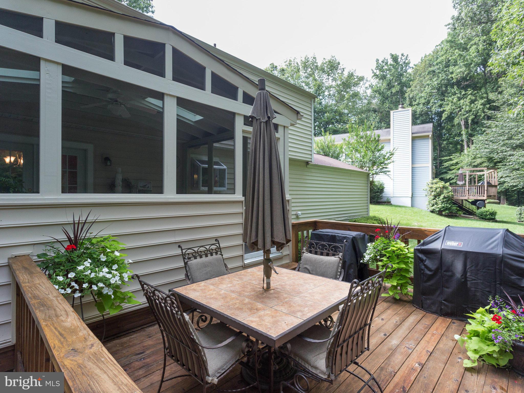 9004 Octavia Court Springfield, VA 22153 - Photo 23 of 30 Exterior (Rear)