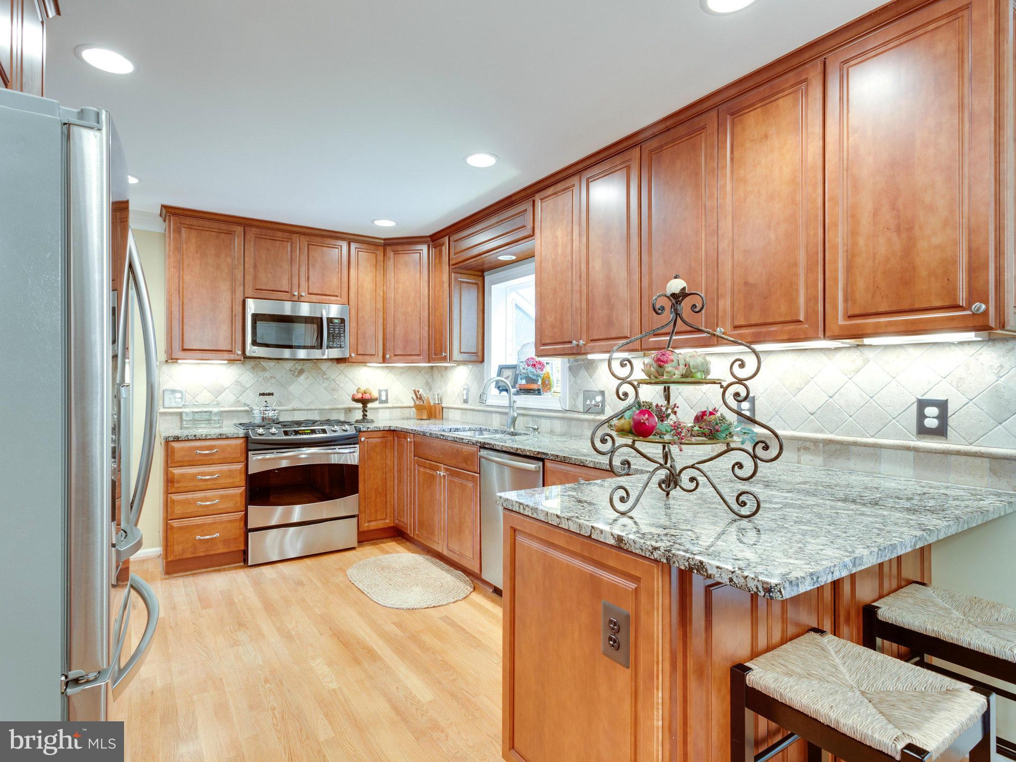 9004 Octavia Court Springfield, VA 22153 - Photo 5 of 30 Kitchen