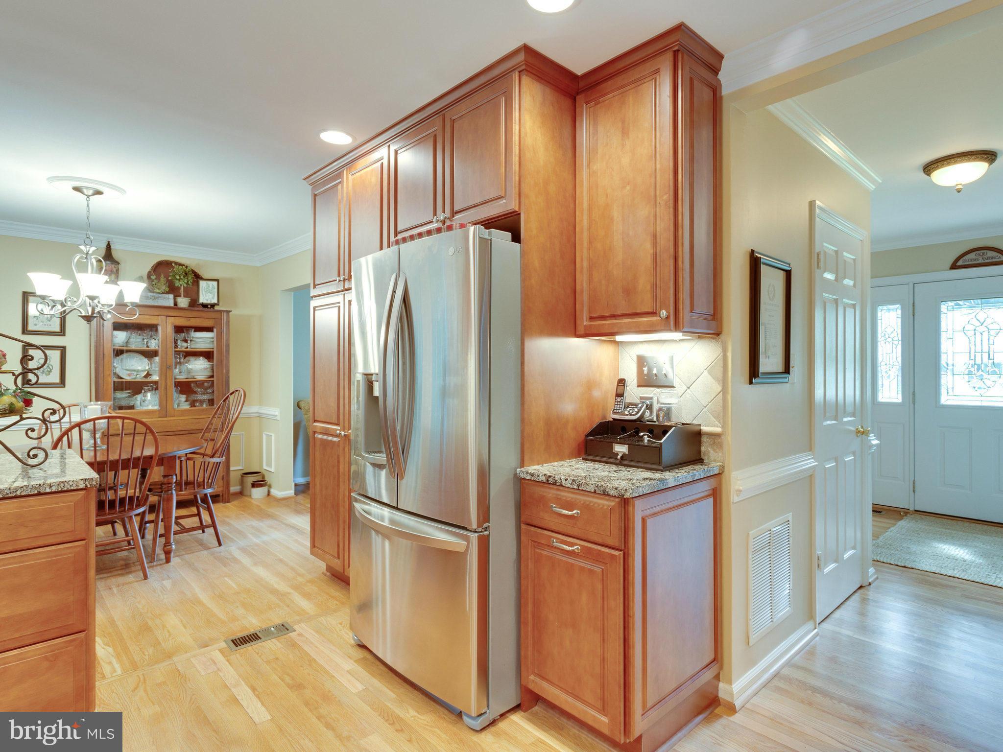9004 Octavia Court Springfield, VA 22153 - Photo 7 of 30 Kitchen