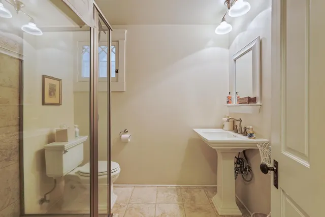 $6,500,000 | 19877 North Davis Road, Lodi, CA 95242