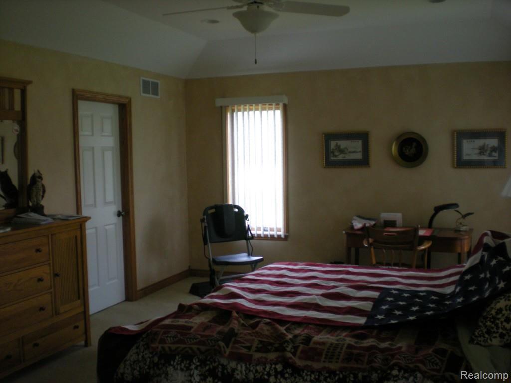 4638 North Eager Road Howell, MI 48855 - Photo 17 of 23 4638 N. Eager Rd 022