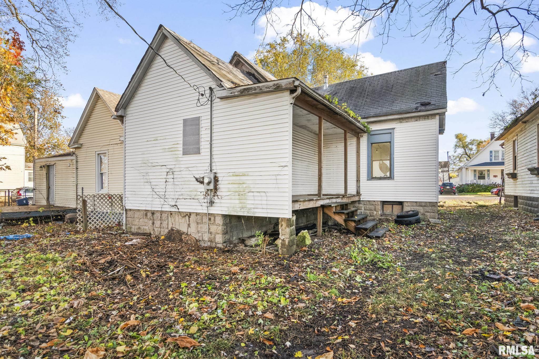 1725 North 9th Street Springfield, IL 62702 - Photo 2 of 19