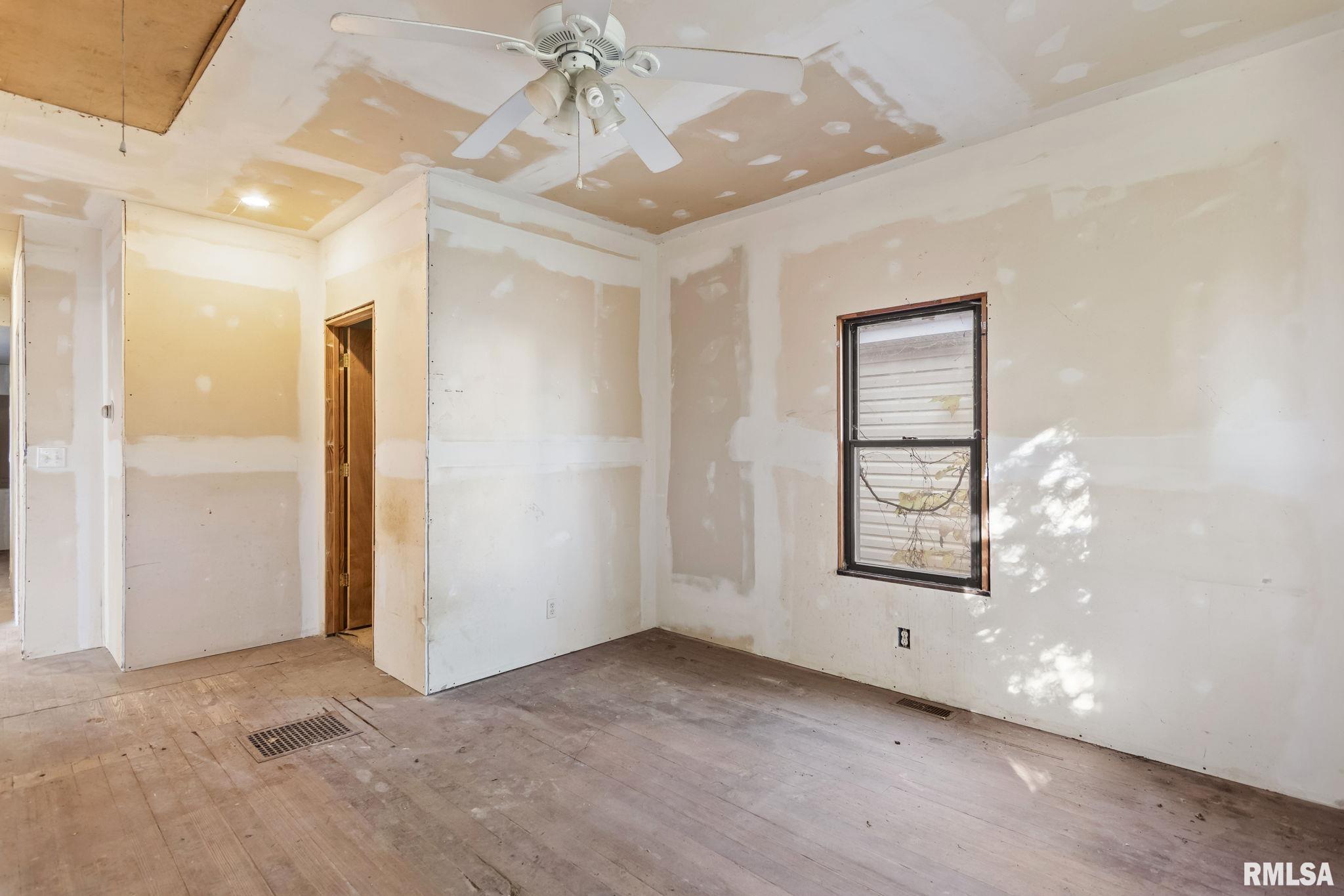 1725 North 9th Street Springfield, IL 62702 - Photo 10 of 19
