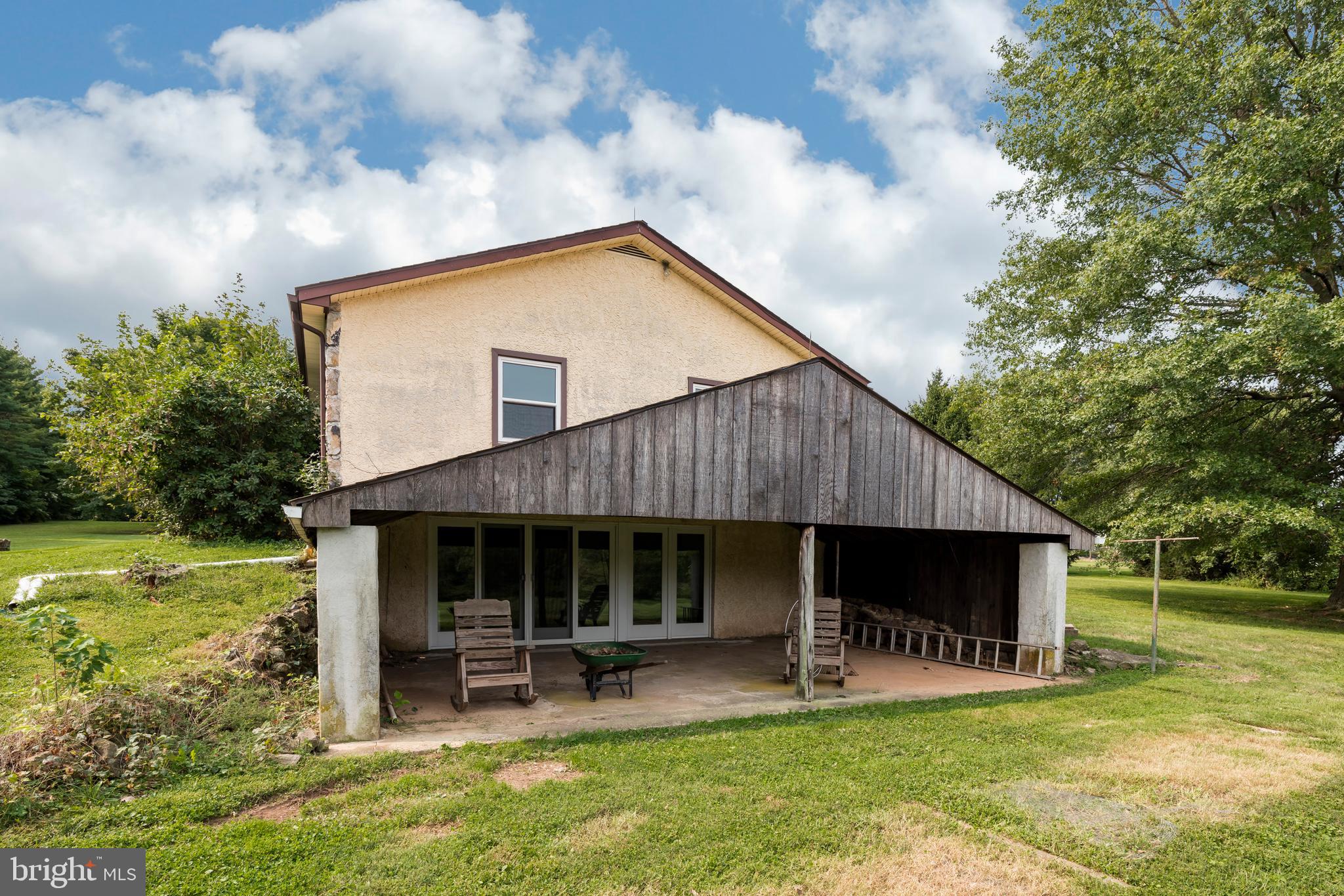469 Ridge Road Spring City, PA 19475 - Photo 15 of 48 Exterior with Walk-out basement area