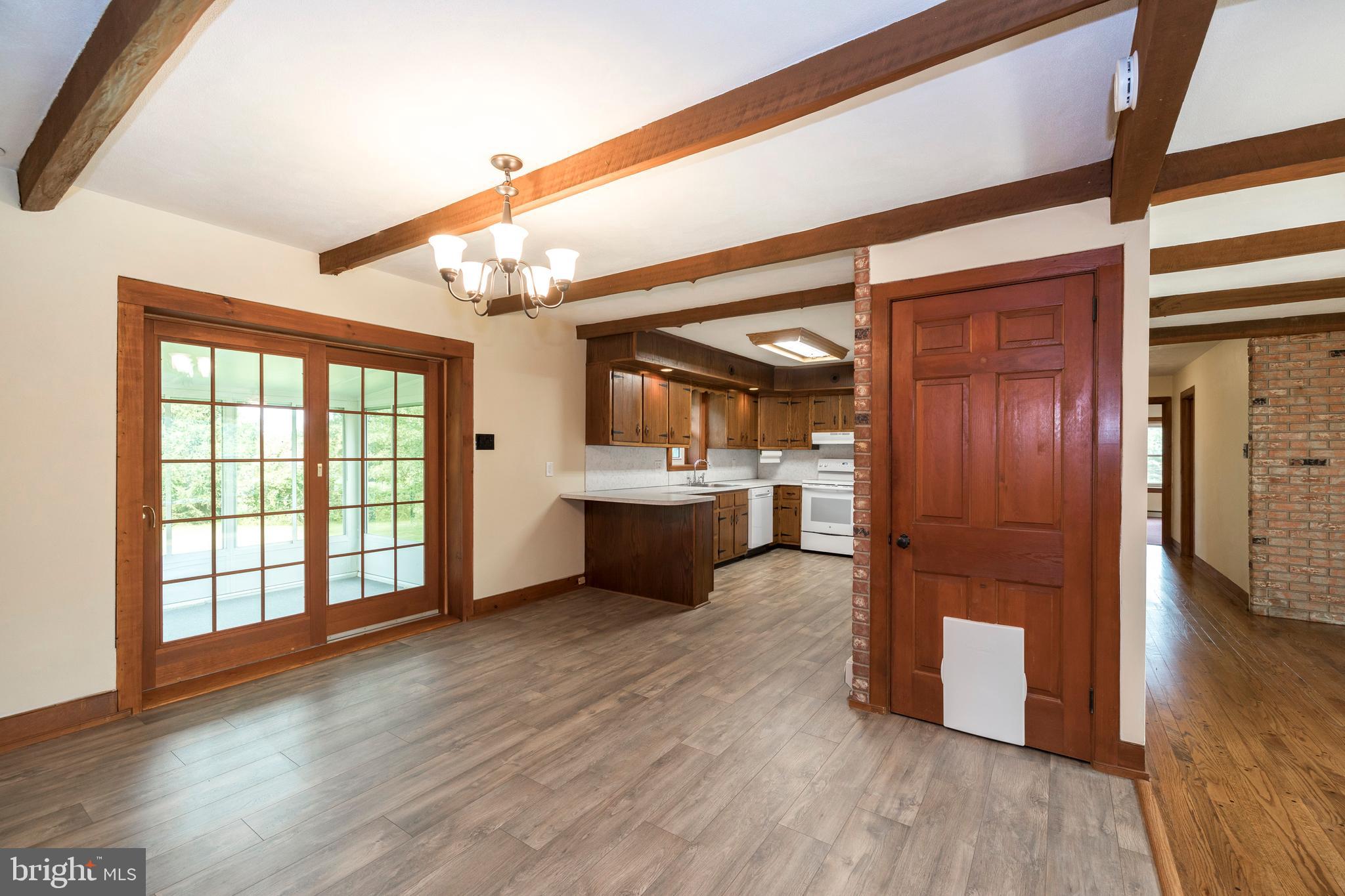 469 Ridge Road Spring City, PA 19475 - Photo 20 of 48 Eat-in Kitchen