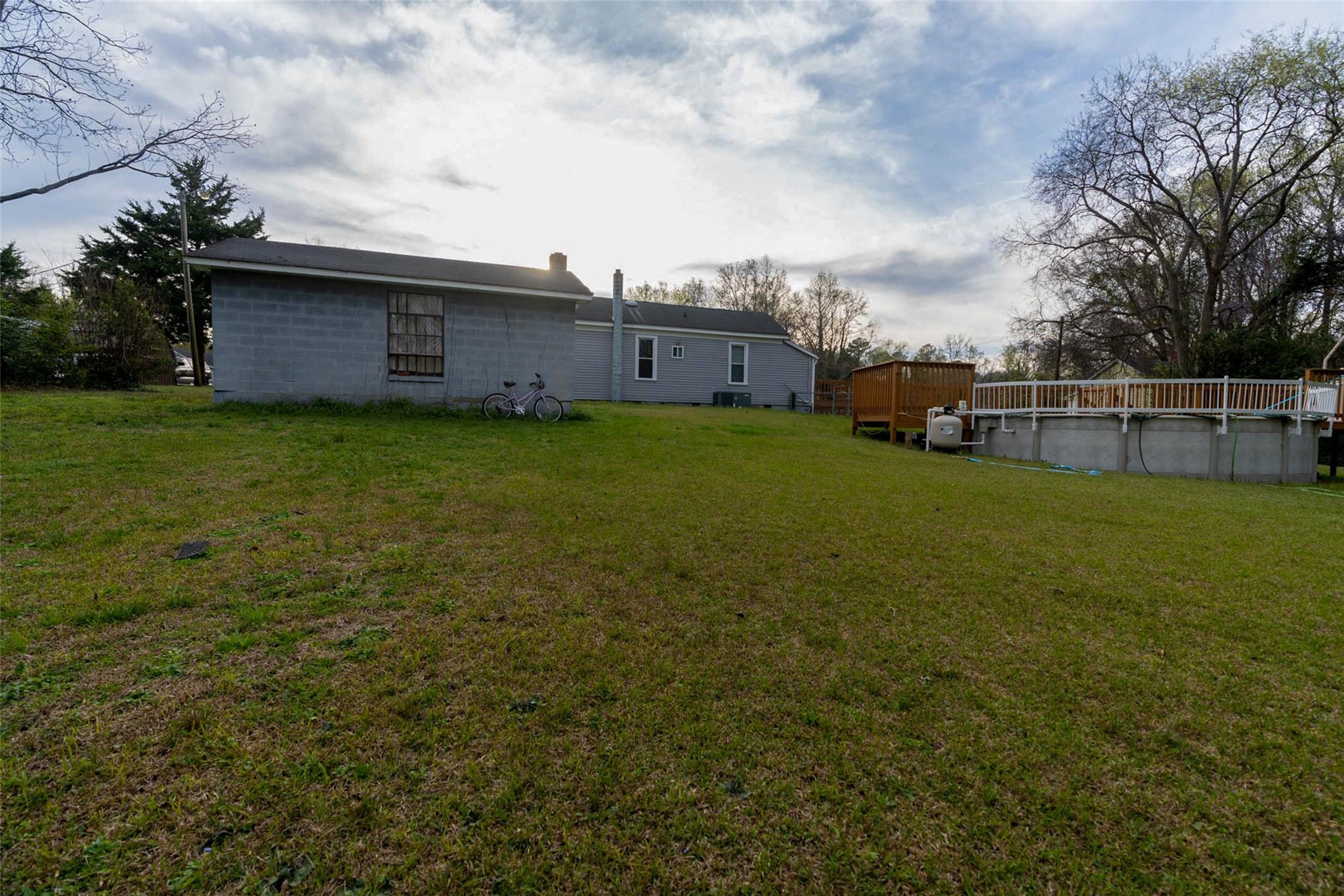 54 Bunker Street Rockingham, NC 28379 - Photo 8 of 22 a view of a backyard