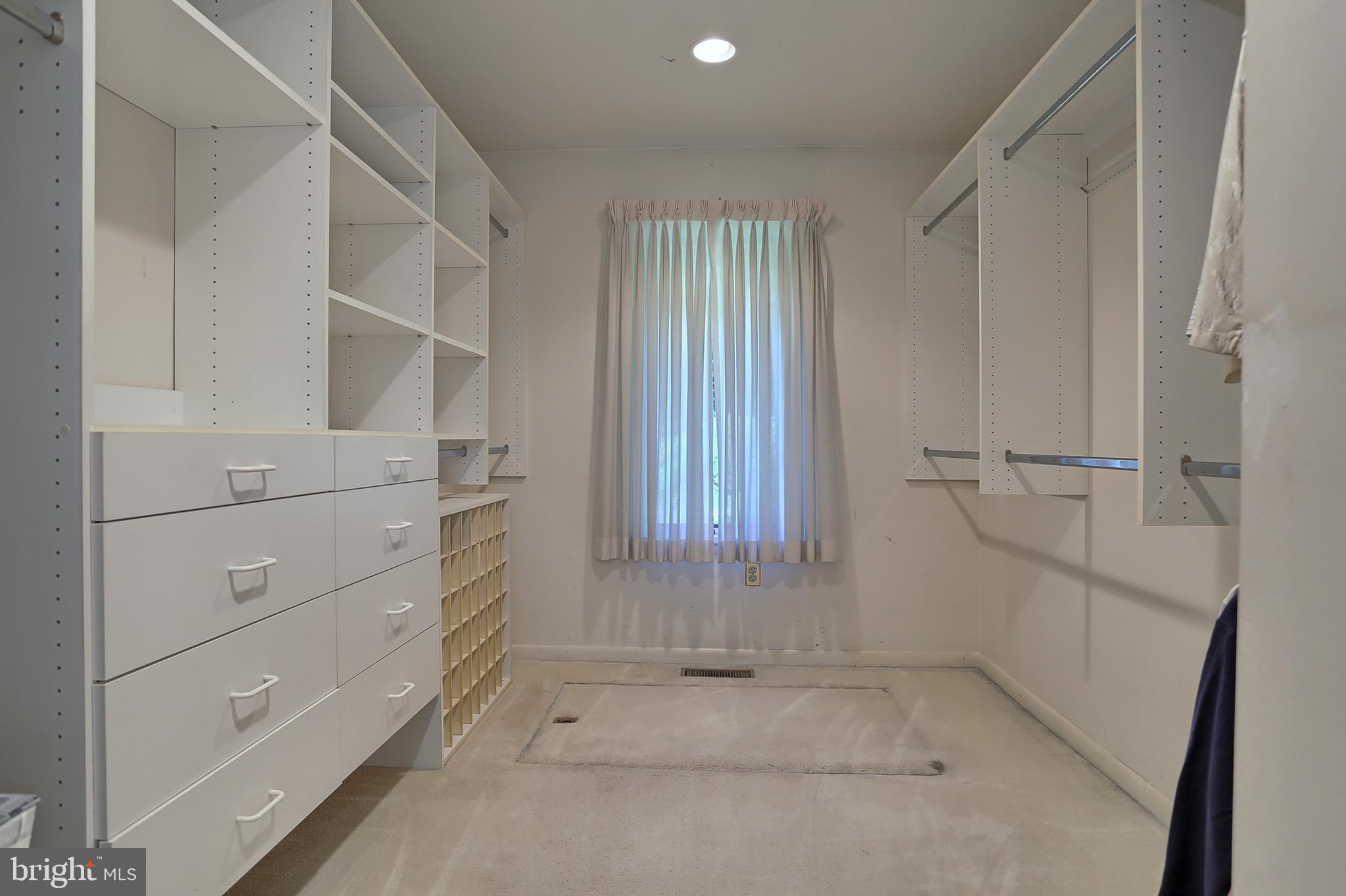 165 Deer Hill Road Reading, PA 19607 - Photo 32 of 76 Gallery Image 32