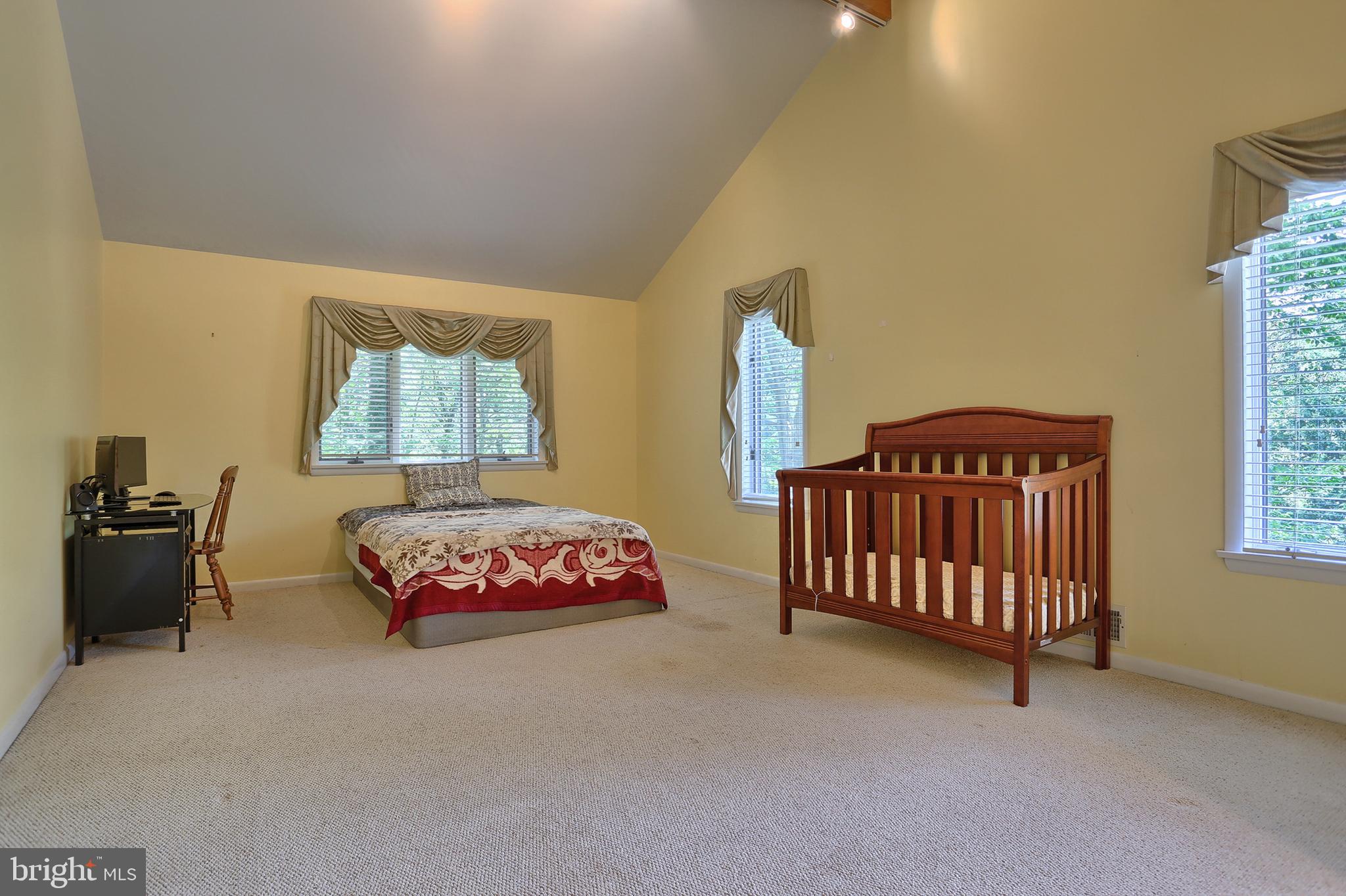 165 Deer Hill Road Reading, PA 19607 - Photo 35 of 76 Gallery Image 35