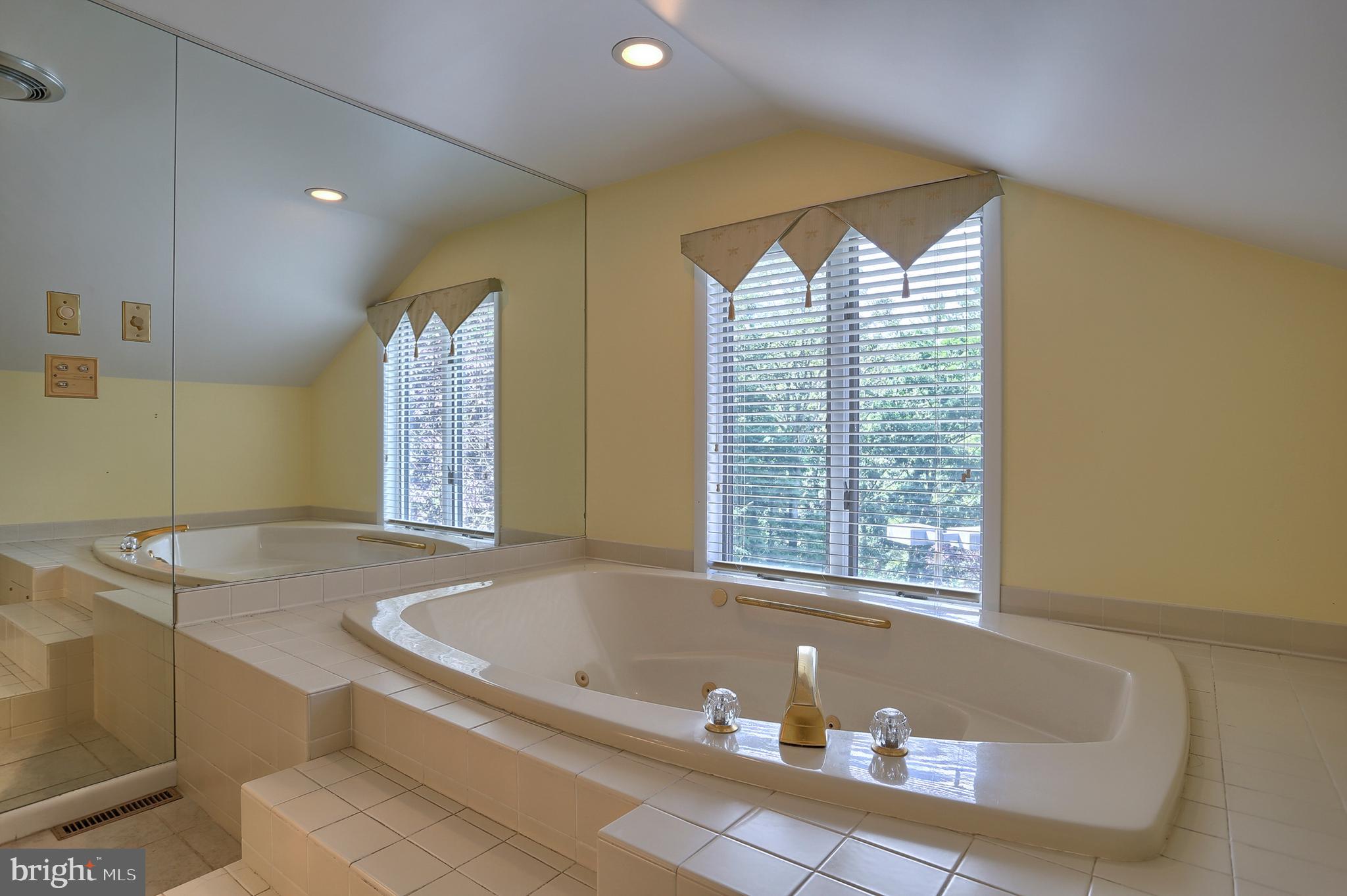 165 Deer Hill Road Reading, PA 19607 - Photo 37 of 76 Gallery Image 37