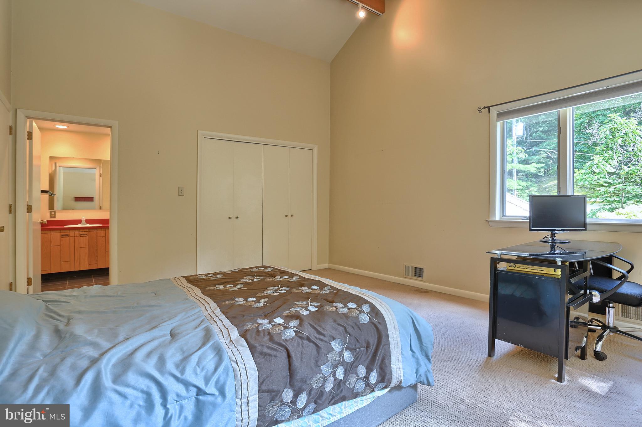 165 Deer Hill Road Reading, PA 19607 - Photo 40 of 76 Gallery Image 40