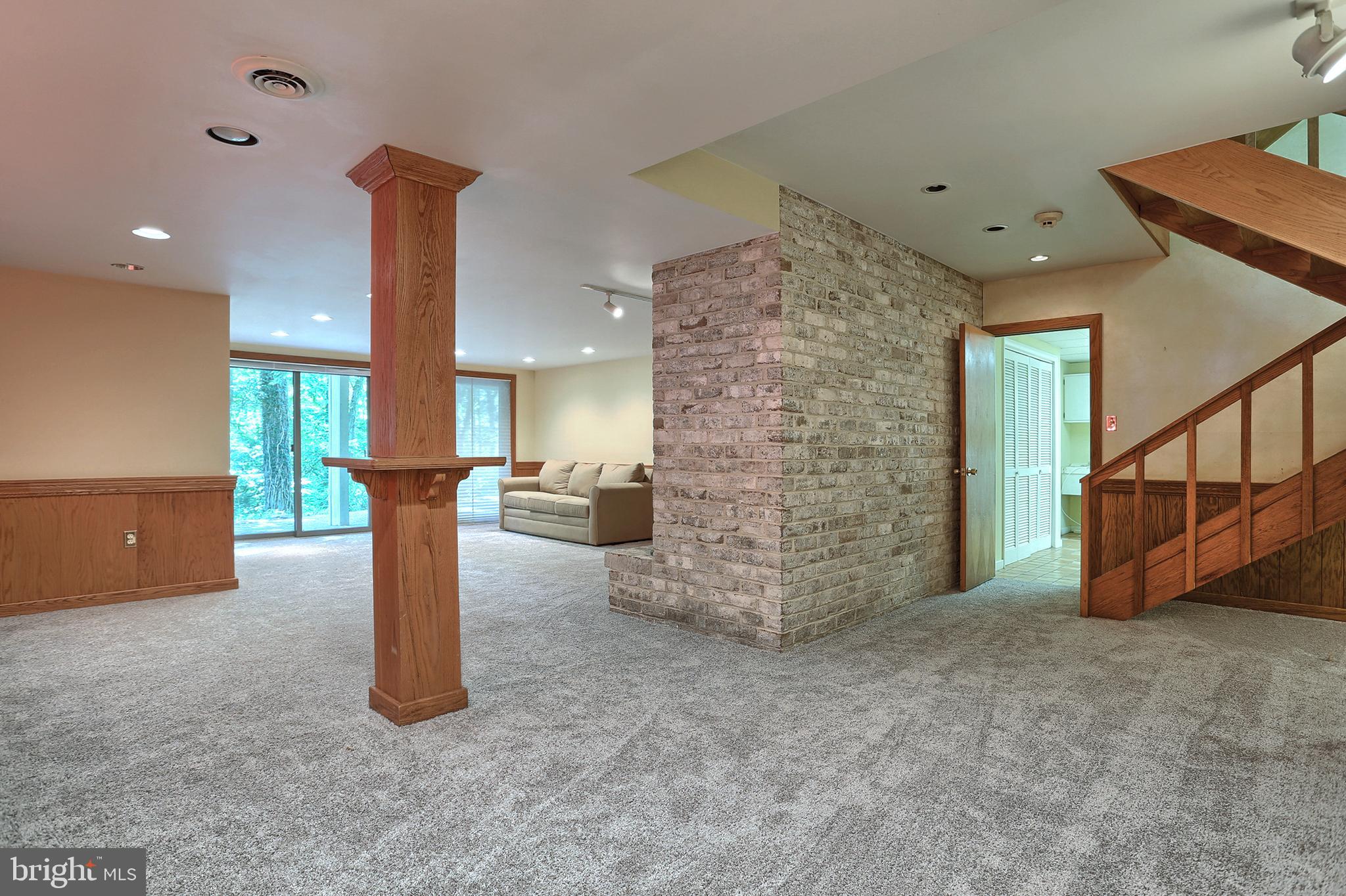 165 Deer Hill Road Reading, PA 19607 - Photo 46 of 76 Gallery Image 46
