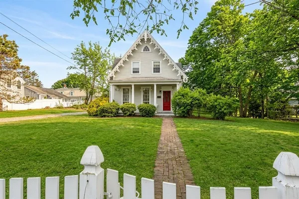 $2,195,000 | 59 Cottage Street, Hingham, MA 02043