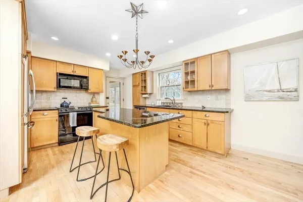 $2,195,000 | 59 Cottage Street, Hingham, MA 02043