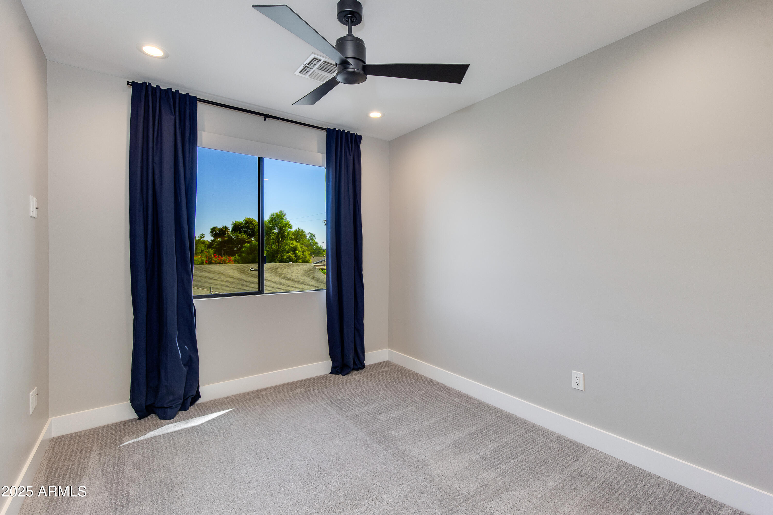 3821 East Devonshire Avenue Phoenix, AZ 85018 - Photo 11 of 20 a view of entryway with a workspace