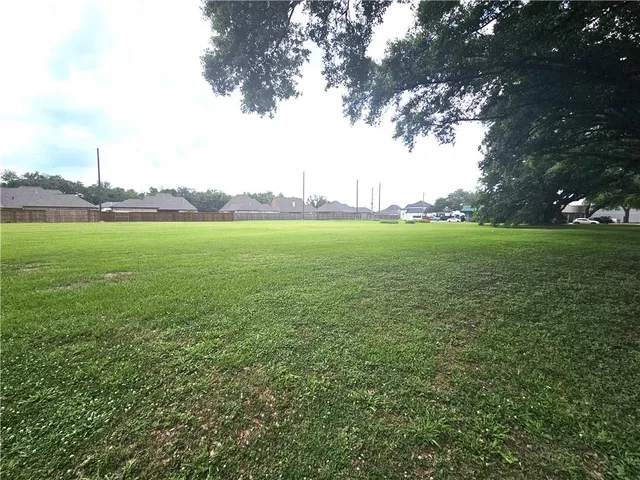 $419,000 | Lot J2-a-5&6 East Lot J2-a-5&6 E Campus Drive, Destrehan, LA 70047