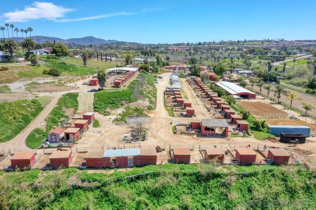 2260 Glenview Lane Vista, CA 92084 - Photo 17 of 24 an aerial view of multiple house