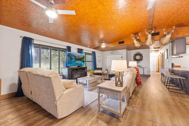 $459,900 | 190 Peaden Bridge Road, Baker, FL 32531