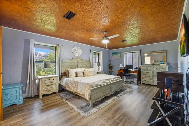 $459,900 | 190 Peaden Bridge Road, Baker, FL 32531