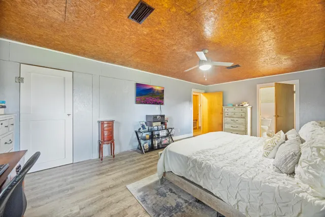 $459,900 | 190 Peaden Bridge Road, Baker, FL 32531