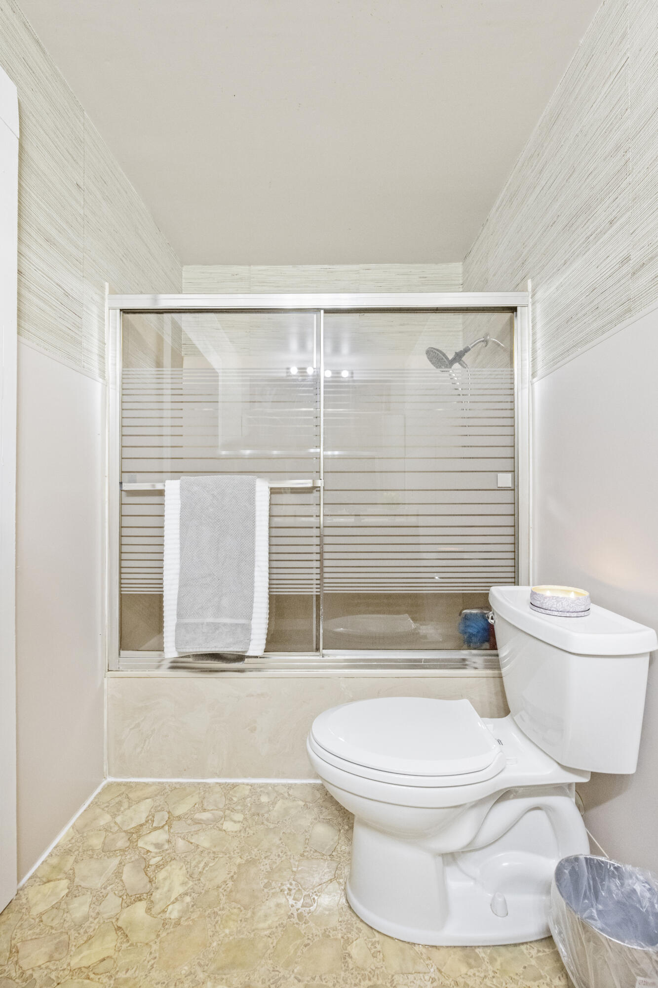 190 Peaden Bridge Road Baker, FL 32531 - Photo 31 of 73 a bathroom with a toilet and a shower