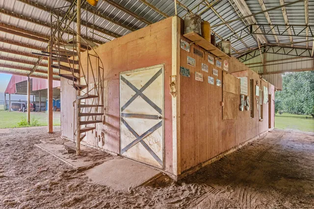 $459,900 | 190 Peaden Bridge Road, Baker, FL 32531