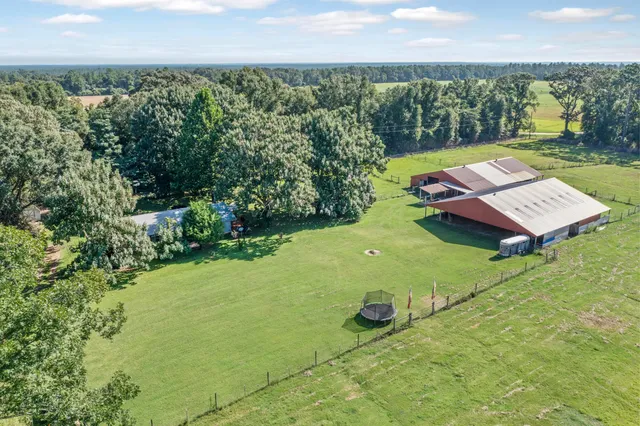 $459,900 | 190 Peaden Bridge Road, Baker, FL 32531