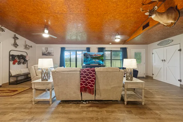 $459,900 | 190 Peaden Bridge Road, Baker, FL 32531