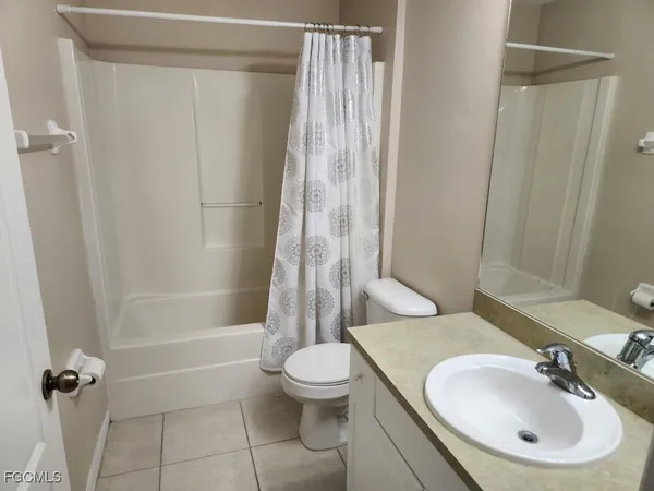 $2,250 | 2023 Northwest 3rd Terrace, Cape Coral, FL 33993