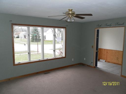 16 Roulock Road Montgomery, IL 60538 - Photo 3 of 8 Gallery Image 3