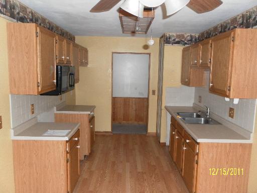 16 Roulock Road Montgomery, IL 60538 - Photo 4 of 8 Gallery Image 4