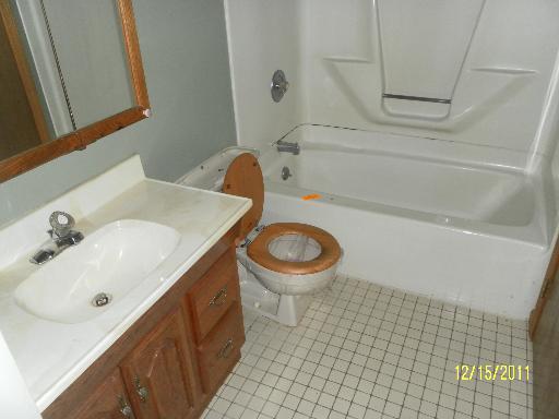 16 Roulock Road Montgomery, IL 60538 - Photo 6 of 8 Gallery Image 6