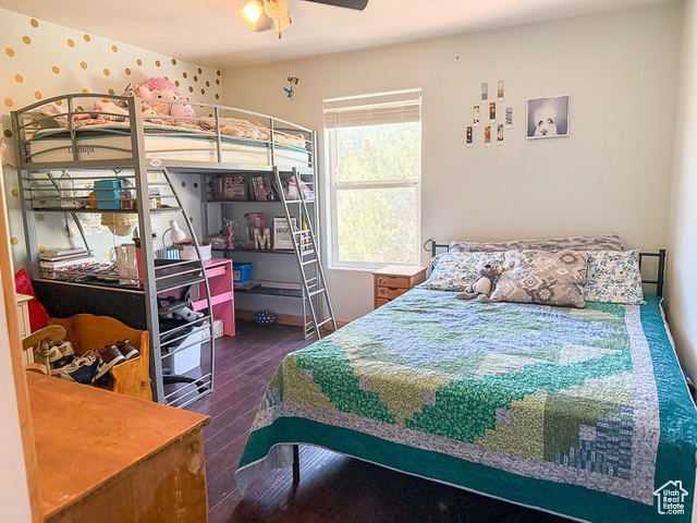 425 East Mule Deer Road Central, UT 84722 - Photo 27 of 72 Bedroom with wood finished floors