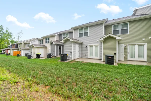 $1,400 | 254 Woodland Vly Lane, Clarksville, TN 37040