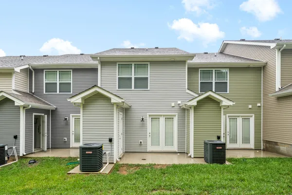 $1,400 | 254 Woodland Vly Lane, Clarksville, TN 37040