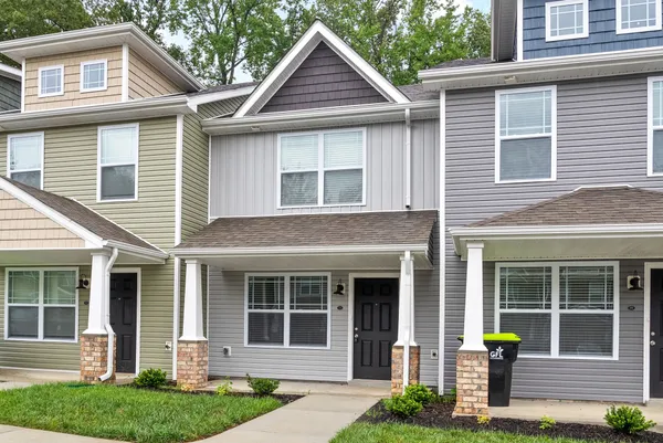 $1,400 | 254 Woodland Vly Lane, Clarksville, TN 37040