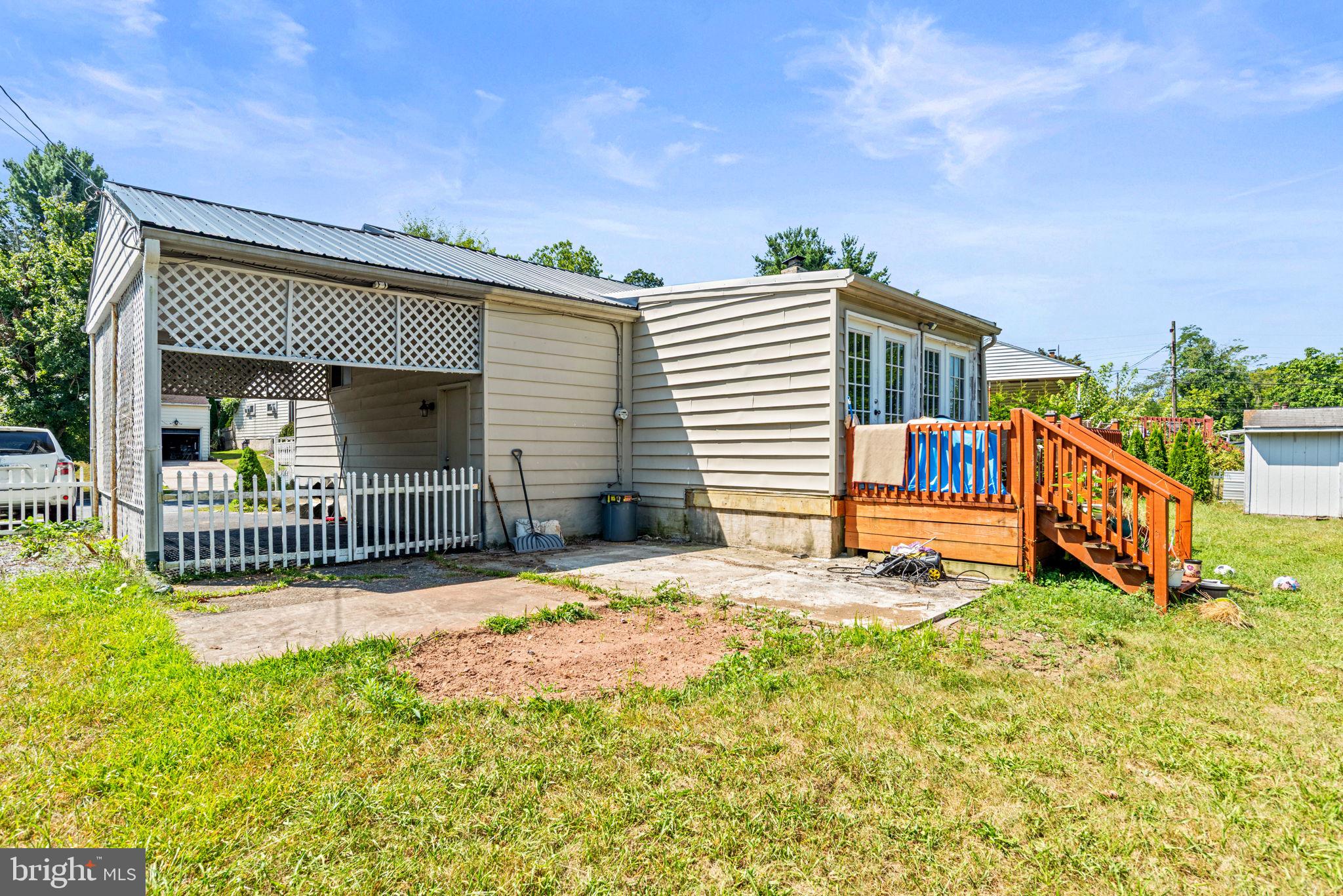 3404 Ridgeway Road Harrisburg, PA 17109 - Photo 28 of 29 a view of back yard of the house